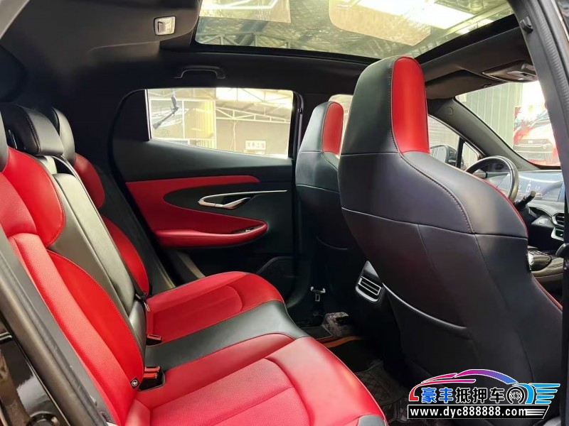 21年长安长安UNI轿车抵押车出售