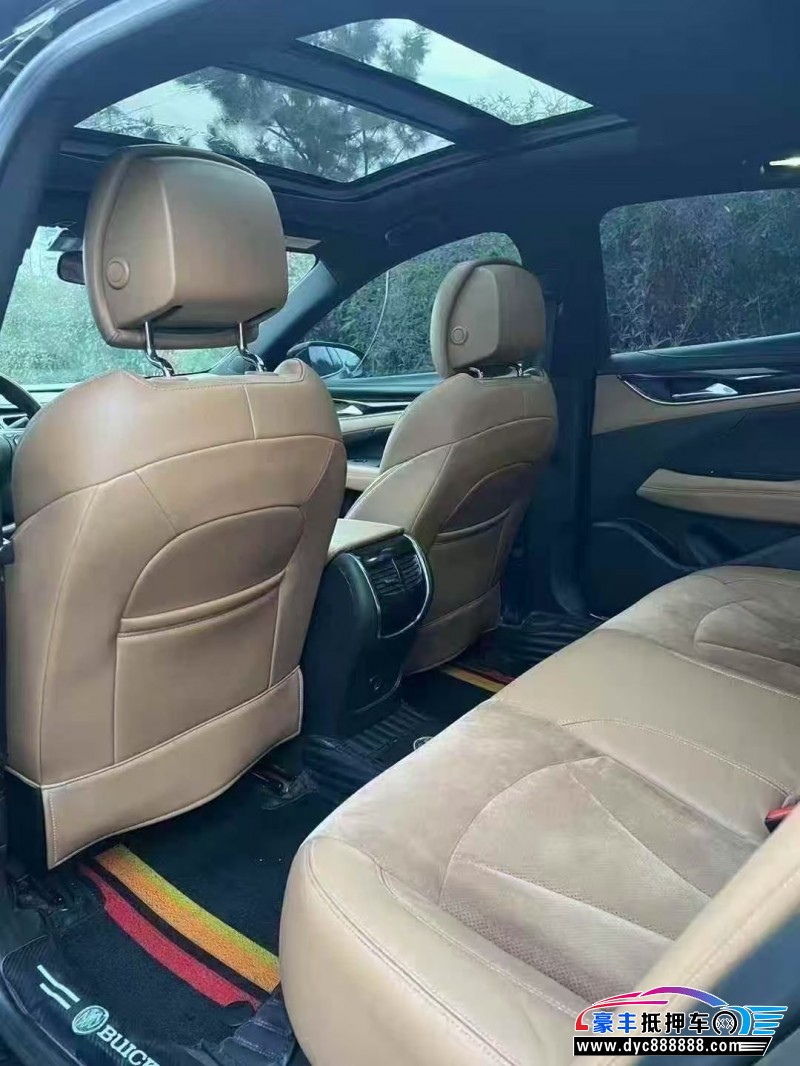 17年别克君越轿车抵押车出售