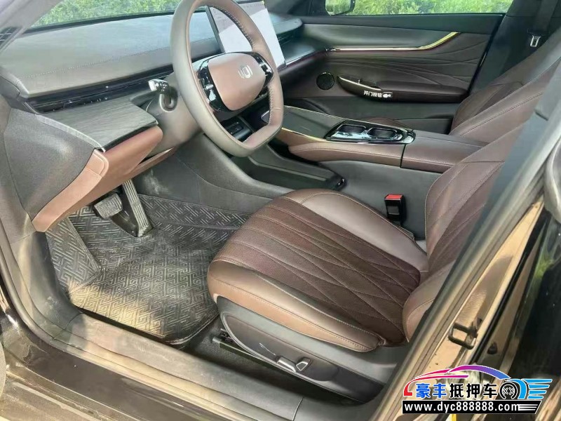 25年长安启源A07轿车抵押车出售