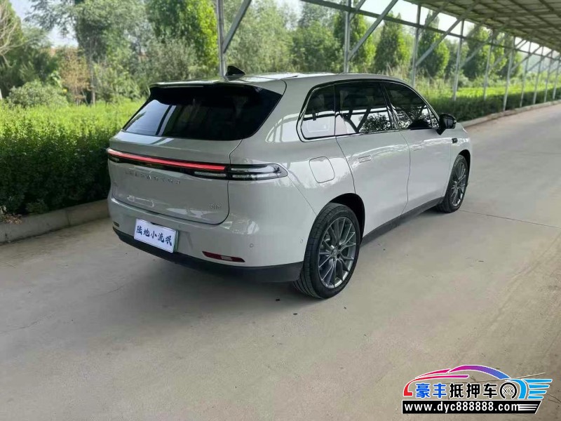 24年零跑C10轿车抵押车出售