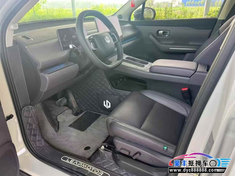 24年零跑C10轿车抵押车出售