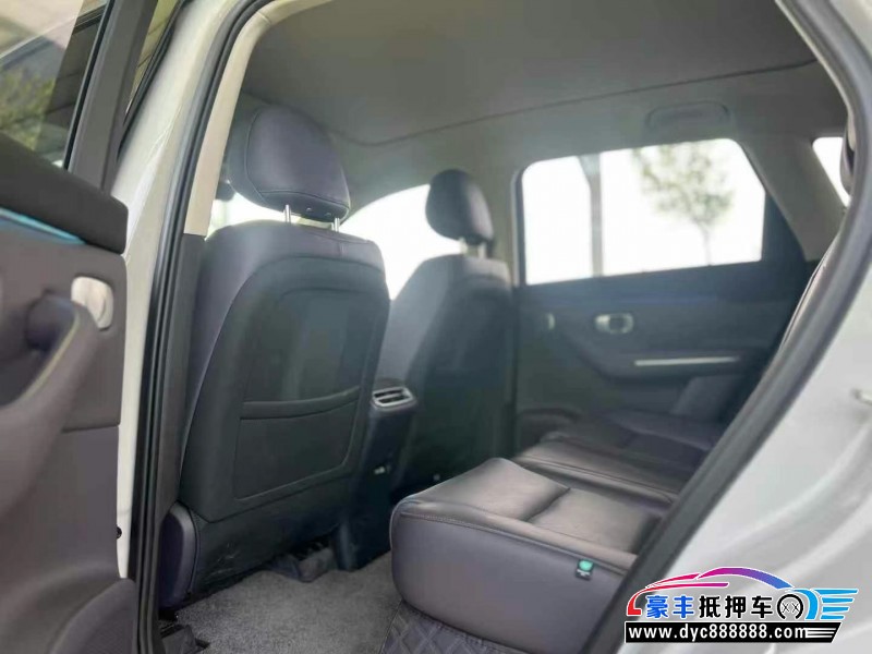 24年零跑C10轿车抵押车出售