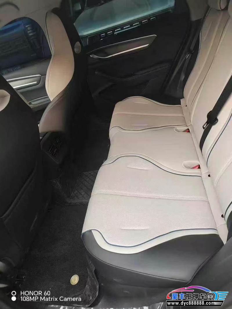 25年比亚迪驱逐舰轿车抵押车出售