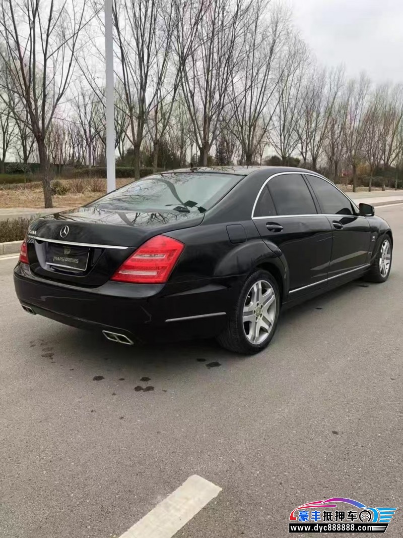 12年奔驰S轿车抵押车出售
