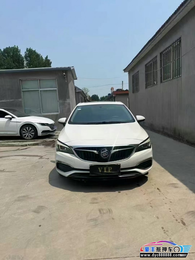 抵押车出售19年别克威朗轿车