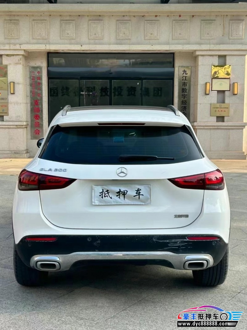 21年奔驰GLA轿车抵押车出售