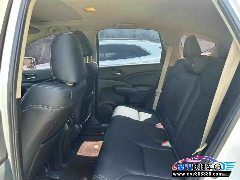 17年本田CR-V轿车抵押车出售