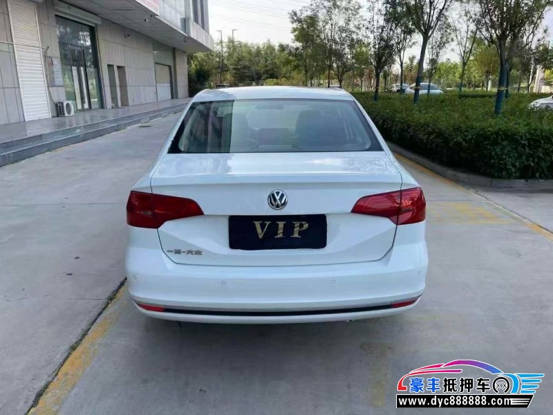 18年大众宝来轿车抵押车出售