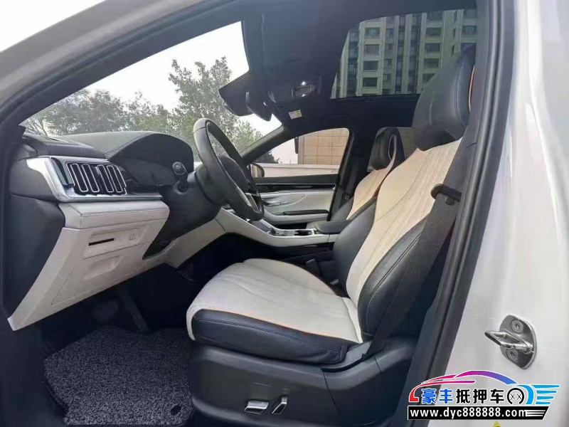 24年比亚迪宋轿车抵押车出售