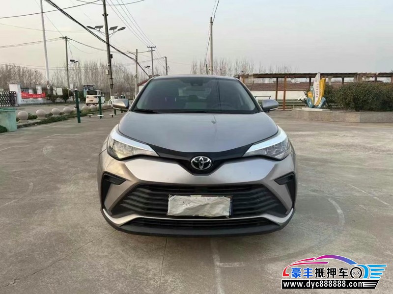 抵押车出售22年丰田C-HR轿车