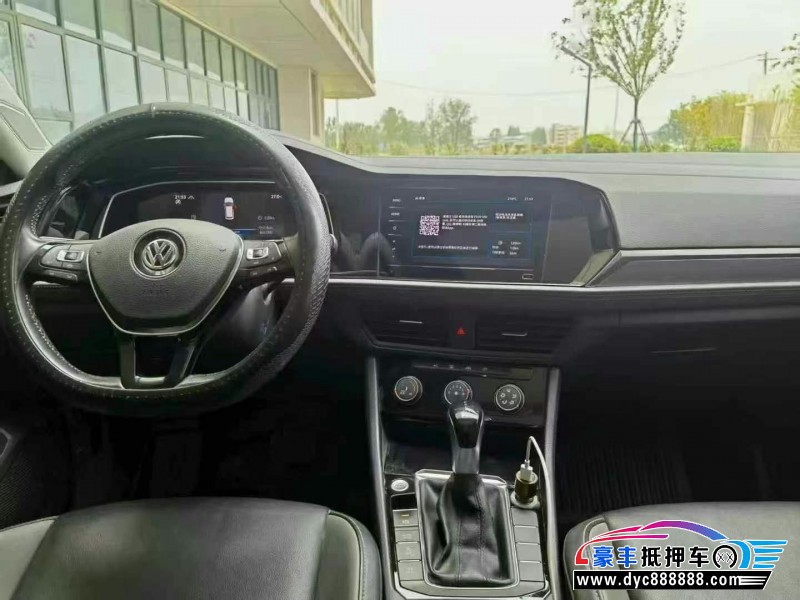 20年大众速腾轿车抵押车出售