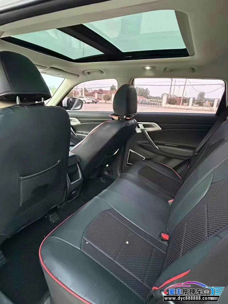 20年吉利博越轿车抵押车出售