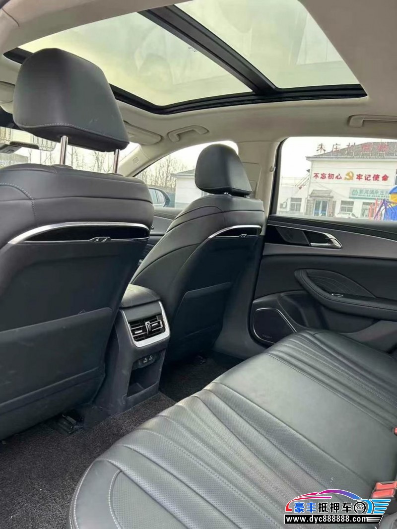 23年红旗H5轿车抵押车出售