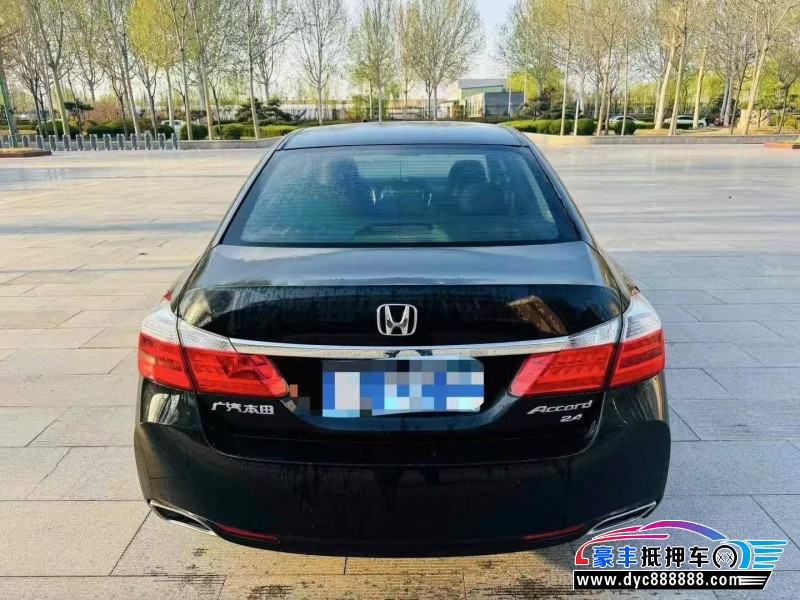 13年本田雅阁轿车抵押车出售