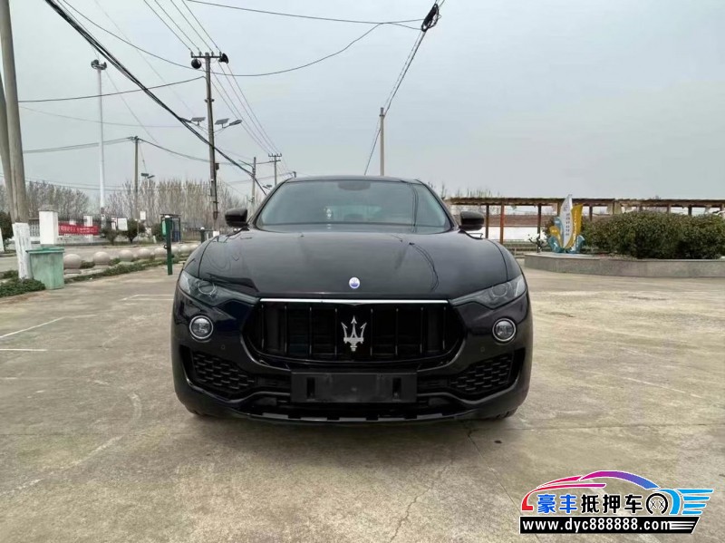 17年玛莎拉蒂莱万特轿车抵押车出售