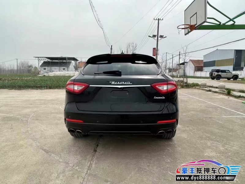 17年玛莎拉蒂莱万特轿车抵押车出售