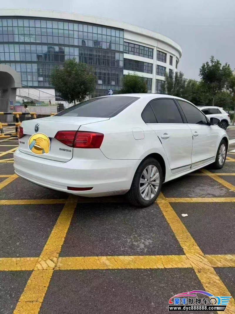 16年大众速腾轿车抵押车出售