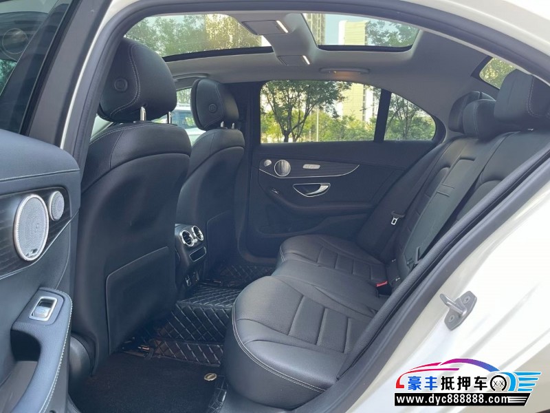 21年奔驰C轿车抵押车出售