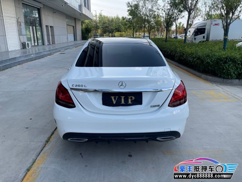 21年奔驰C轿车抵押车出售