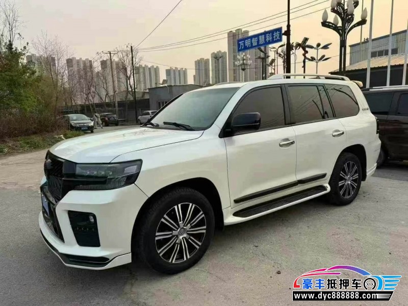 12年丰田兰德酷路泽（陆巡）轿车抵押车出售