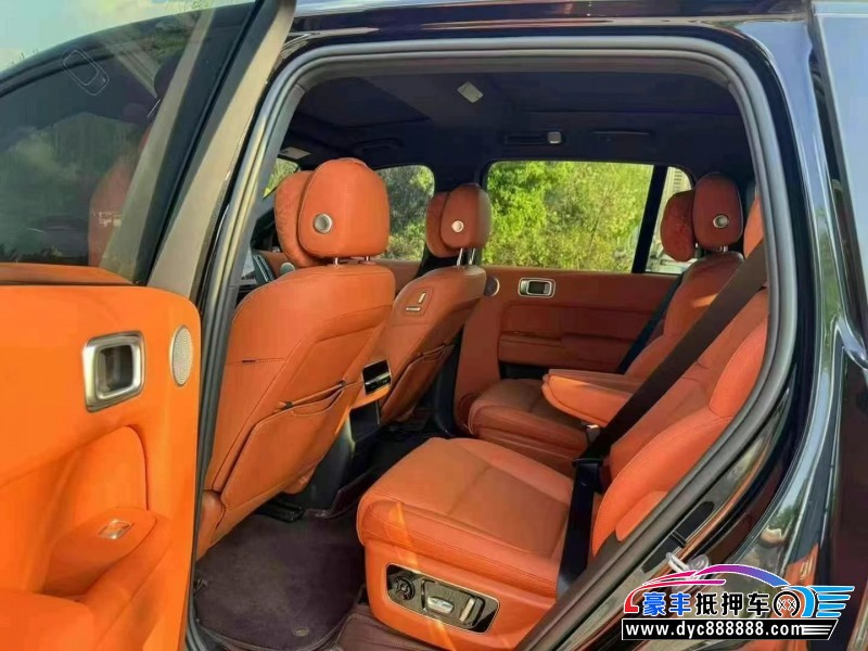 23年理想L8轿车抵押车出售