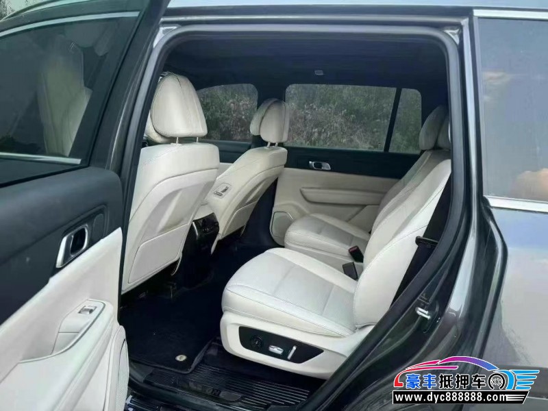 22年理想ONE轿车抵押车出售