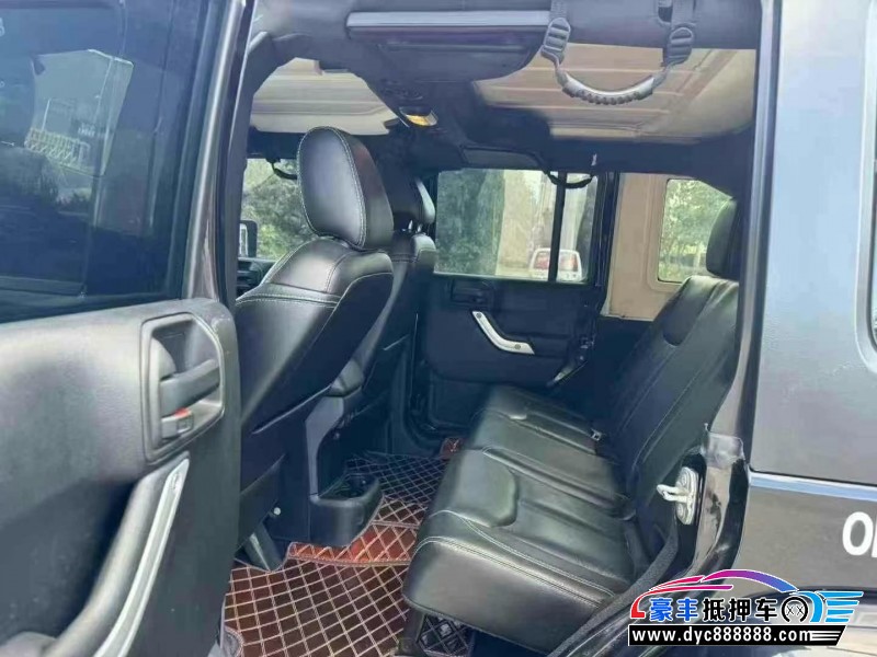 17年Jeep牧马人轿车抵押车出售