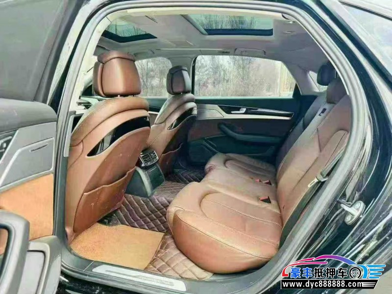 17年奥迪A8L轿车抵押车出售