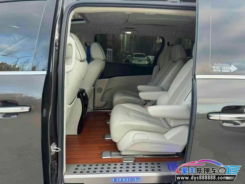 21年别克GL8轿车抵押车出售