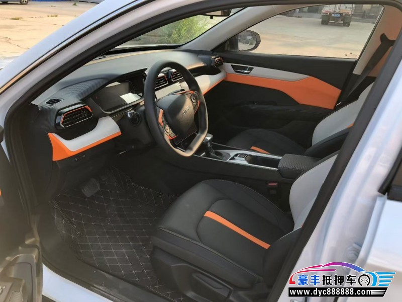 24年东风风神奕炫轿车抵押车出售