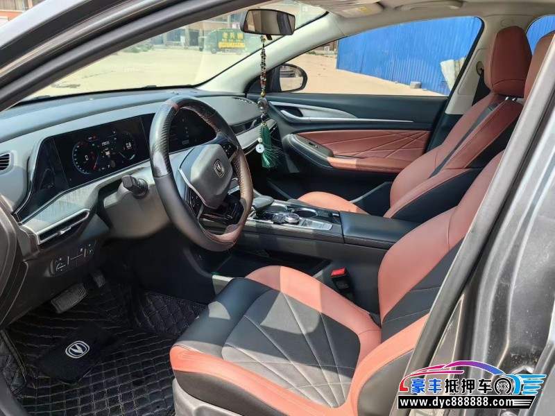 22年长安逸动轿车抵押车出售