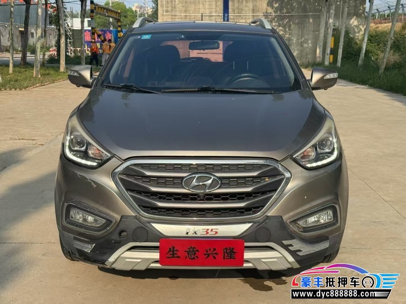 抵押车出售16年现代ix35SUV