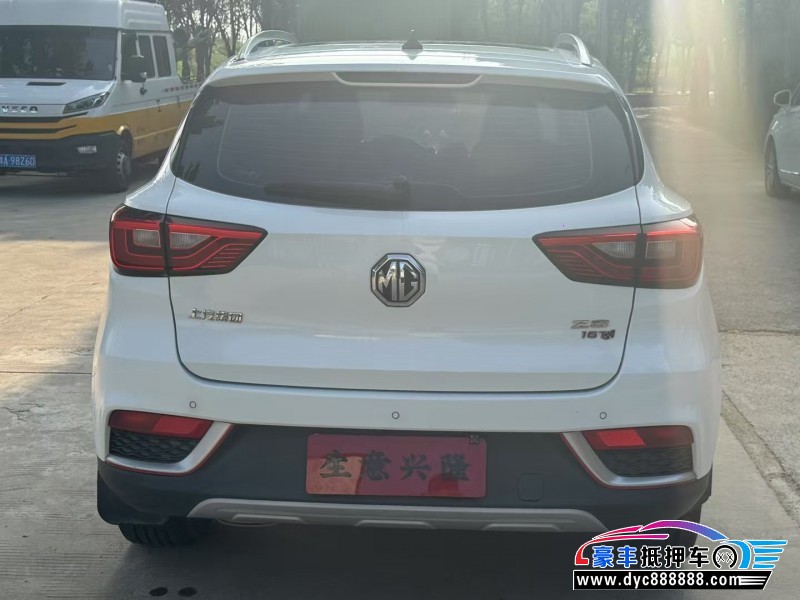 17年名爵ZS轿车抵押车出售