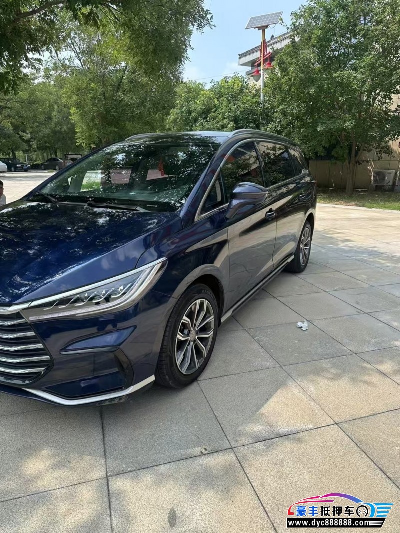 22年比亚迪宋轿车抵押车出售