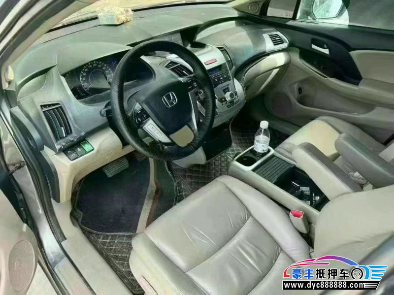 13年本田奥德赛轿车抵押车出售