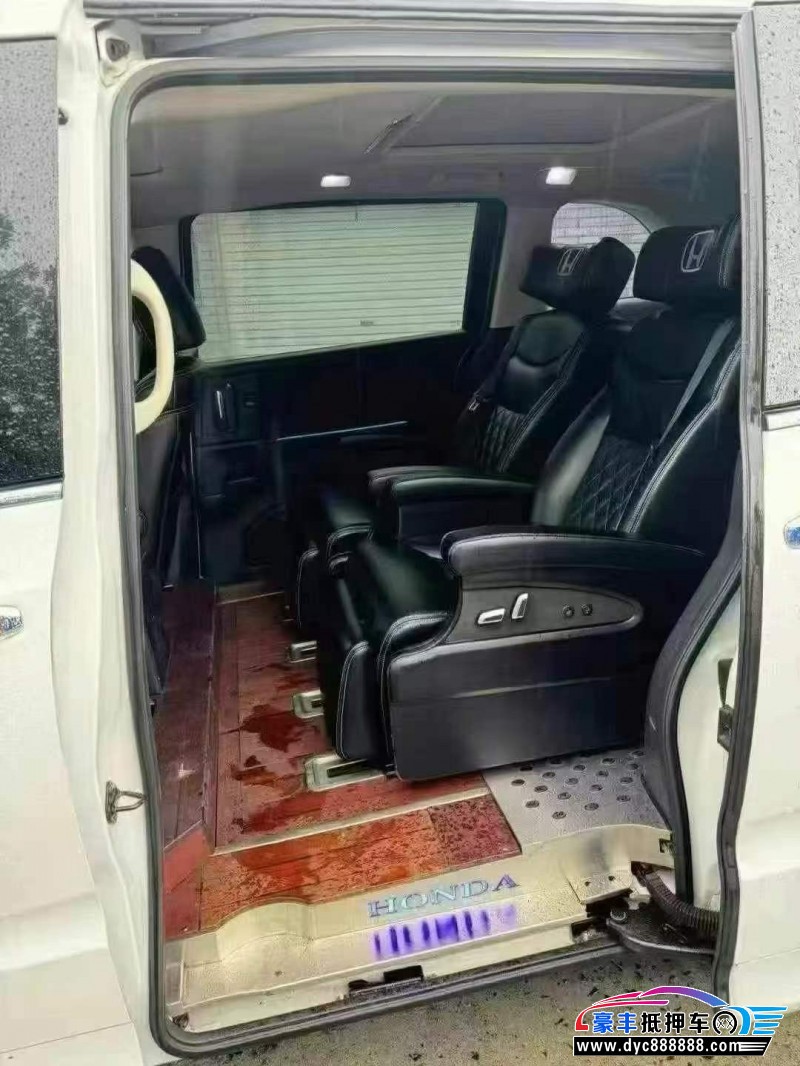 18年本田奥德赛轿车抵押车出售