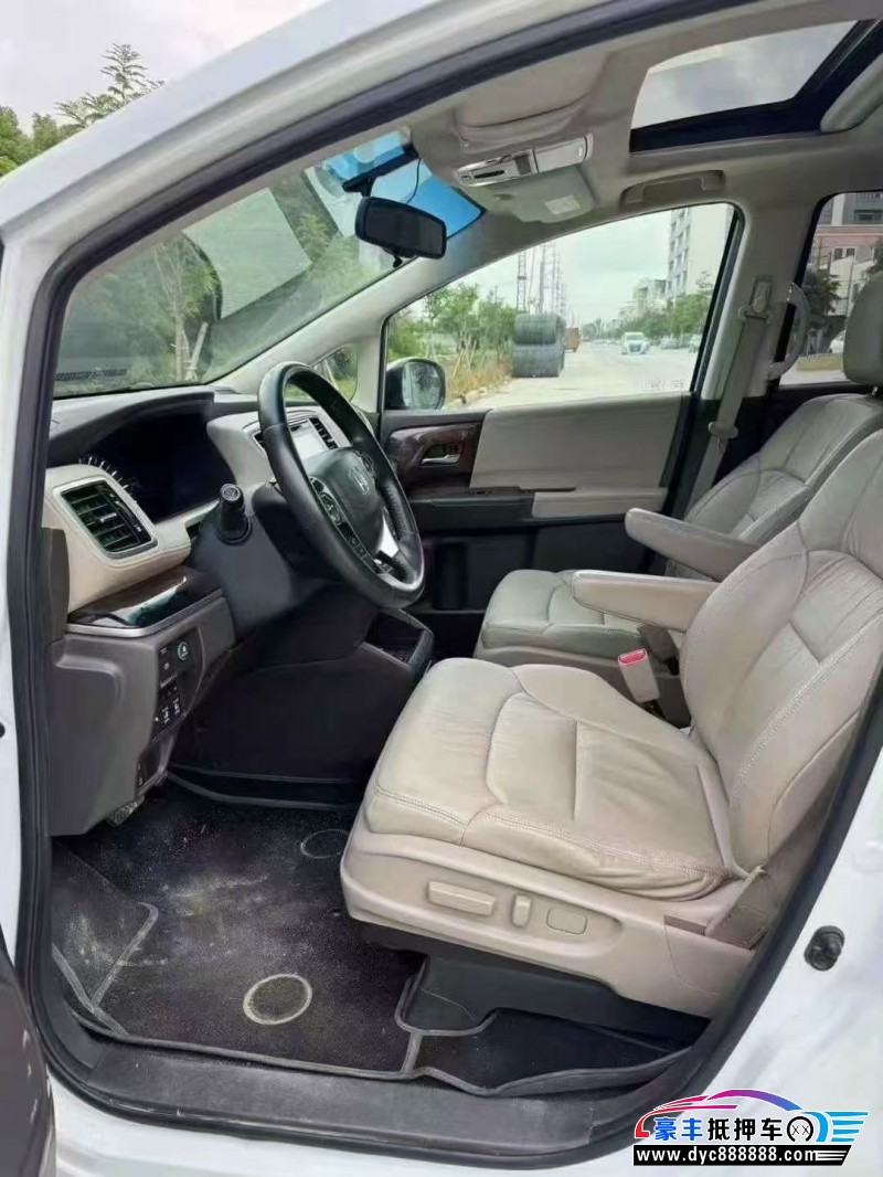 16年本田奥德赛轿车抵押车出售