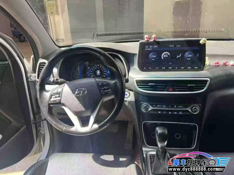 20年现代途胜SUV抵押车出售