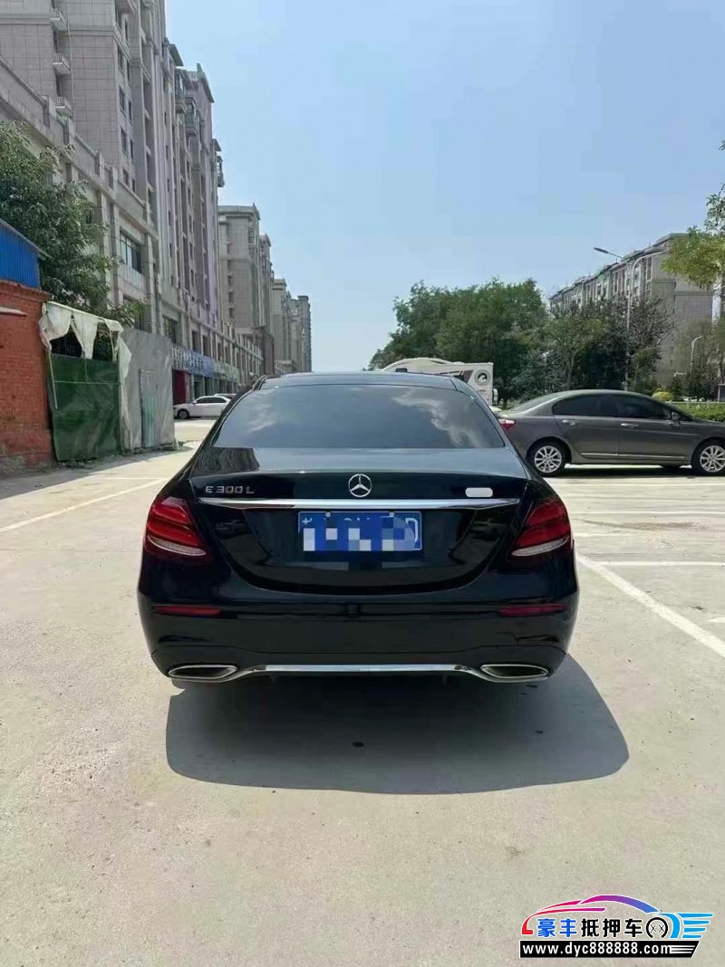 20年奔驰E轿车抵押车出售