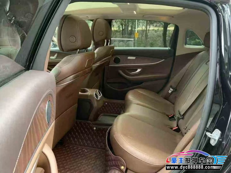 18年奔驰E轿车抵押车出售