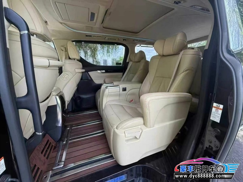 20年丰田埃尔法MPV抵押车出售