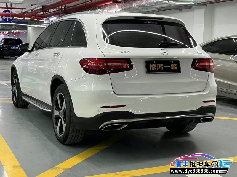 18年奔驰GLC轿车抵押车出售