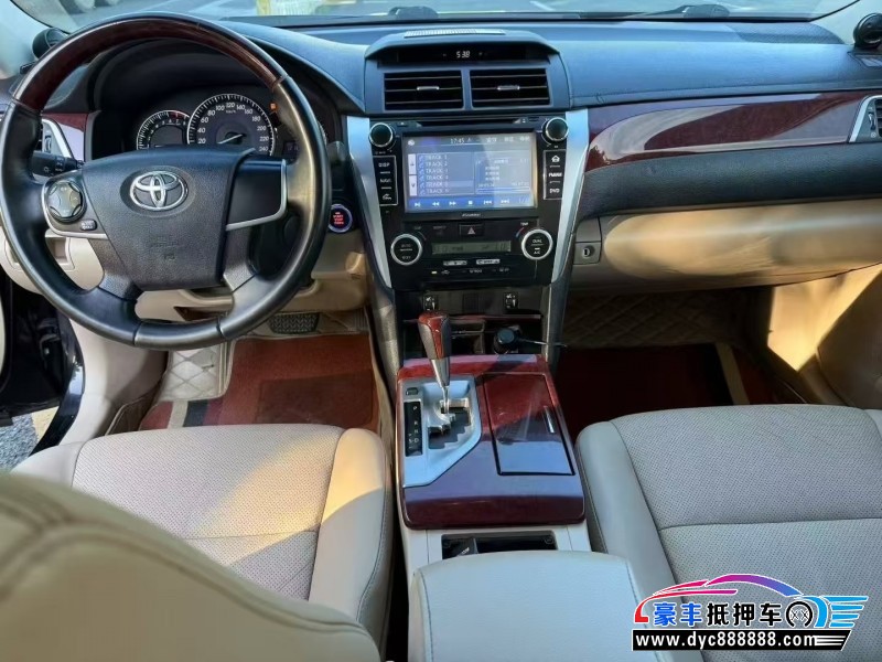 14年丰田凯美瑞轿车抵押车出售