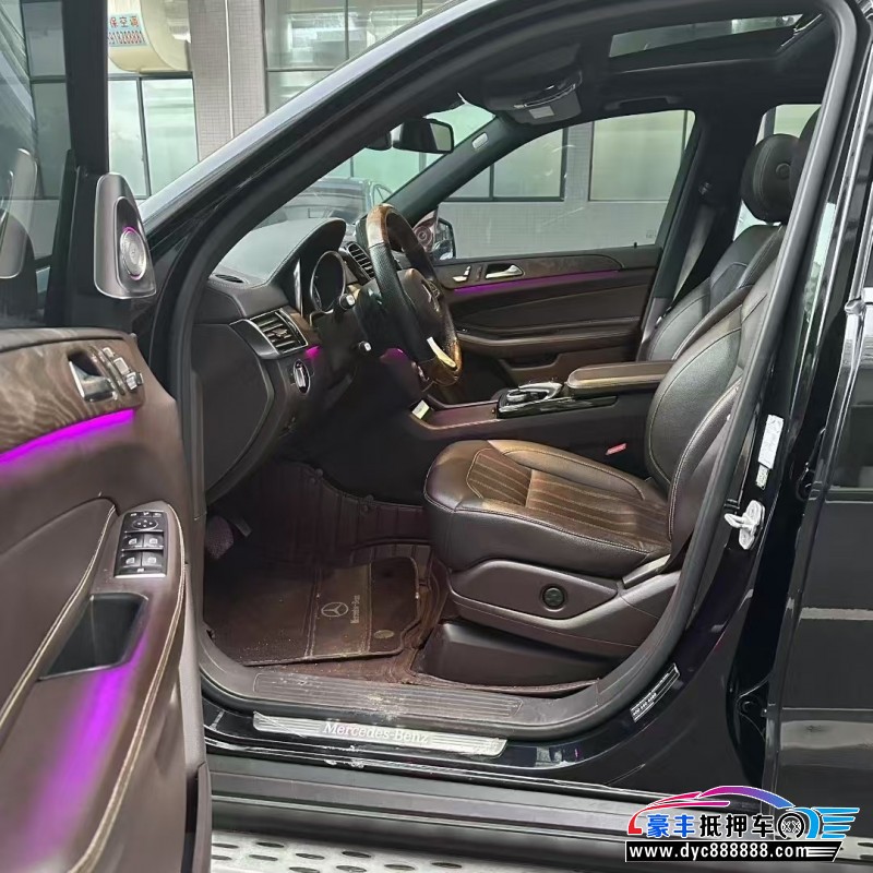17年奔驰GLE轿车抵押车出售