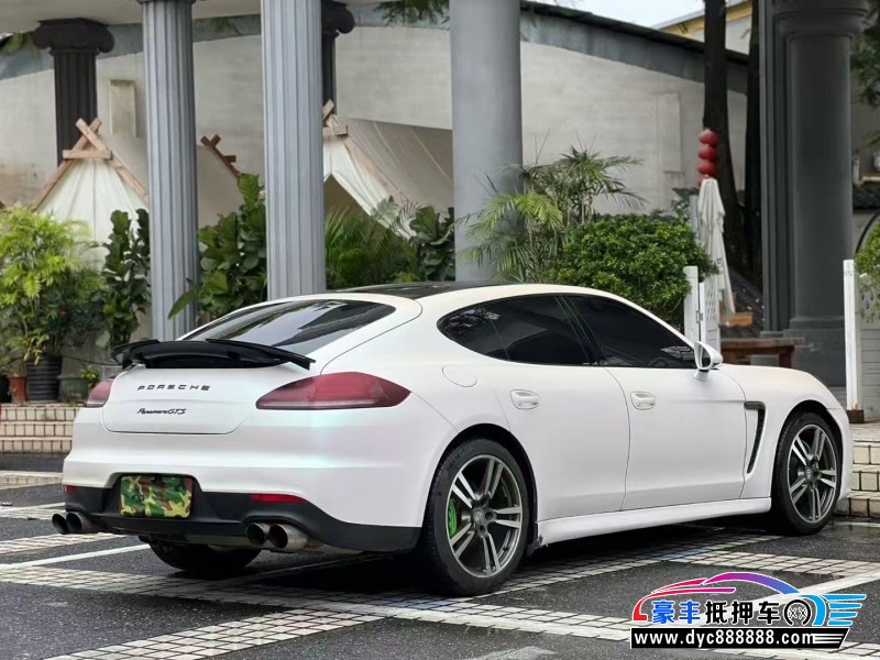 11年保时捷帕纳梅拉轿车抵押车出售