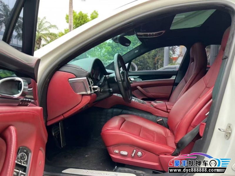 11年保时捷帕纳梅拉轿车抵押车出售