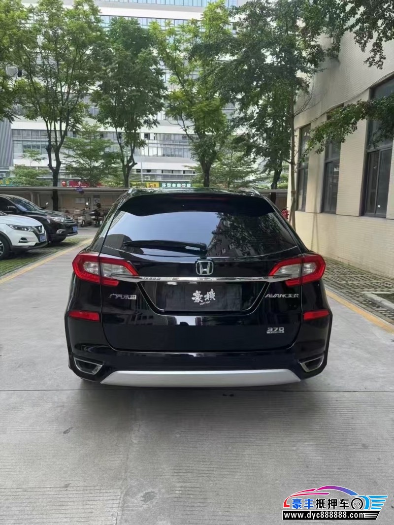 18年本田冠道轿车抵押车出售