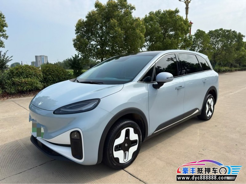 25年极狐考拉轿车抵押车出售