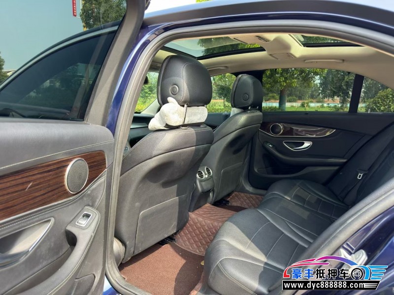 15年奔驰C轿车抵押车出售