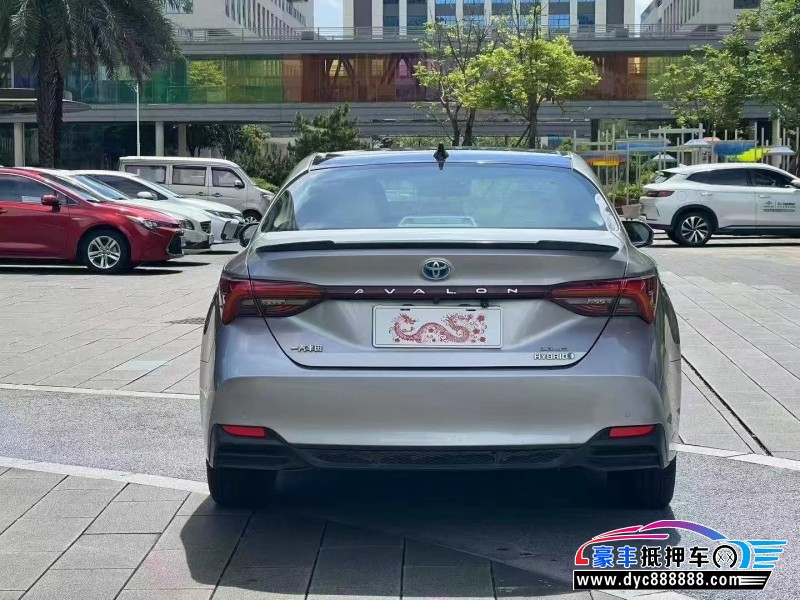 19年丰田亚洲龙轿车抵押车出售